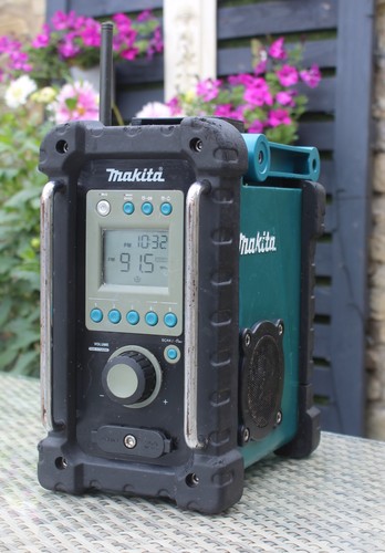 Makita work site radio - radio, bmr100